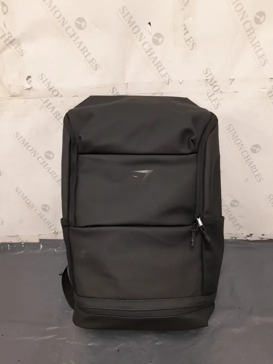 GYMSHARK BLACK SLEEK BACKPACK 