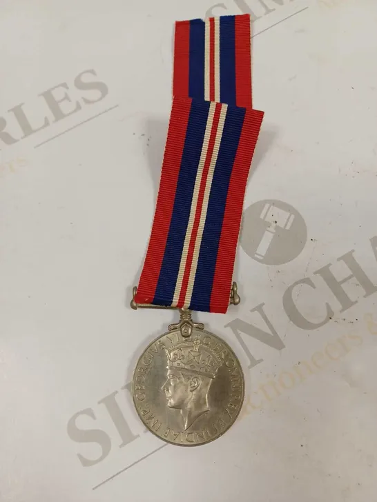 SMALL BOX CONTAINING 3 X ASSORTED BRITISH MILITARY SERVICE MEDALS WITH PAPERWORK