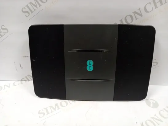 EE SMART HUB