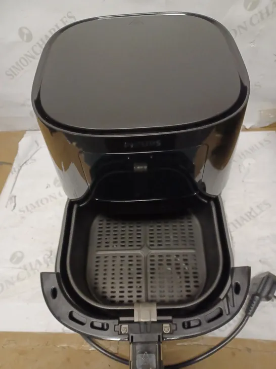 PHILIPS AIR FRYER ESSENTIAL XL