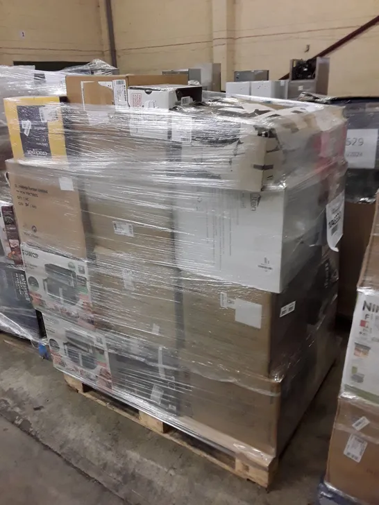PALLET OF APPROXIMATELY 37 ASSORTED UNTESTED RAW RETURN HOMEWARE AND ELECTRICAL PRODUCTS TO INCLUDE;