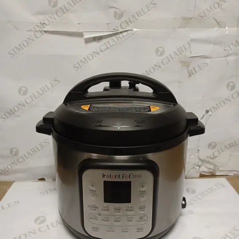 INSTANT POT DUO CRISP AIR FRYER MULTICOOKER