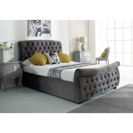 BOXED LUCINDA UPHOLSTERED OTTOMAN BED SILVER // SIZE: KING (4 BOXES)