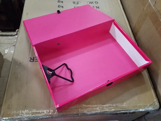 BOX CONTAINING APPROXIMATELY 10 PUKKA PINK FOOLSCAP BOX FILES 