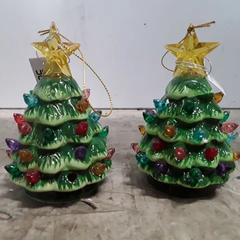 BOXED SET OF TWO CHRISTMAS TREE BAUBLE DECORATIONS