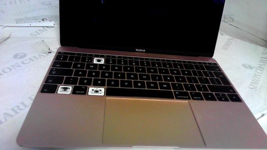 ROSE GOLD MACBOOK CORE M3 1.1 256GB