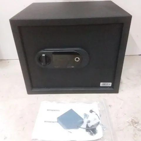 36.6CM X 30CM KEYPAD SAFE 