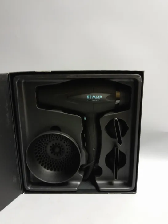 BOXED REVAMP PROGLOSS 5500 PROFESSIONAL HAIRDRYER BLACK