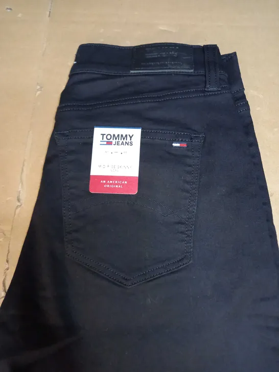 TOMMY JEANS MID RISE SKINNY JEANS SIZE W28