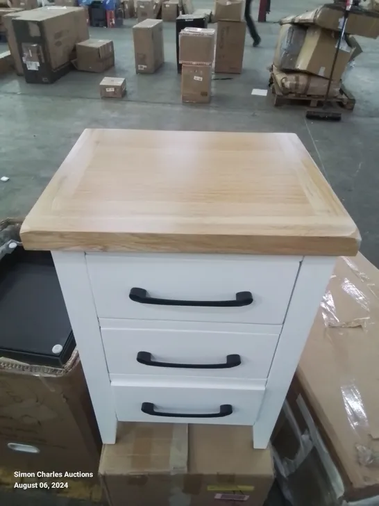 BOXED 3 DRAWER BEDSIDE CABINET - WHITE