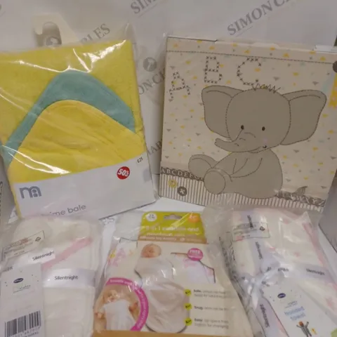APPROXIMATELY 10 ASSORTED NEW-BORN/BABY PRODUCTS TO INCLUDE HOODED TOWEL, GROSNUG, BATHTIME BALE ETC 