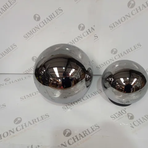 BOXED KELLY HOPPEN SET OF 2 INDOOR OUTDOOR PRELIT GLASS DECOR - REFLECTIVE ORBS