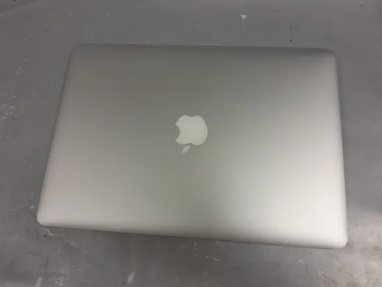 APPLE MACBOOK AIR A1466