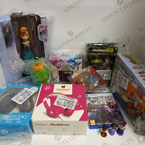 LOT OF 10 TOYS & GAMES, TO INCLUDE PS5 AVENGERS, LEGO MINECRAFT, FROZEN DOLL, ETC