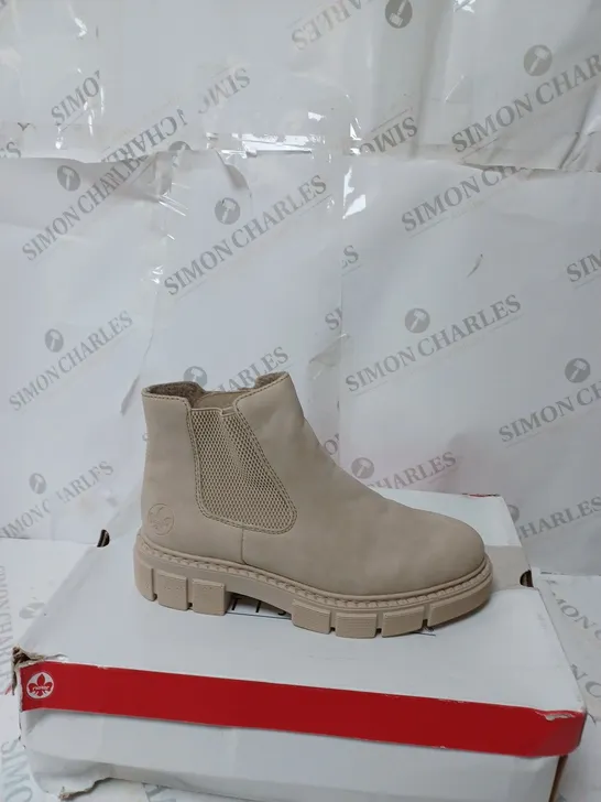 BOXED RIEKER CHUNKY ANKLE BOOTS, OFF WHITE - SIZE 5