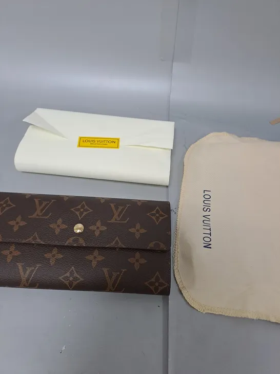 UNBOXED LOUIS VUITTON PURSE IN BROWN