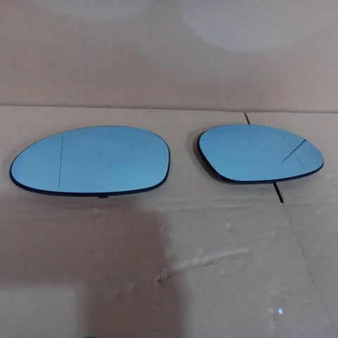 2 ASSORTED WING MIRROR PLATES L/R