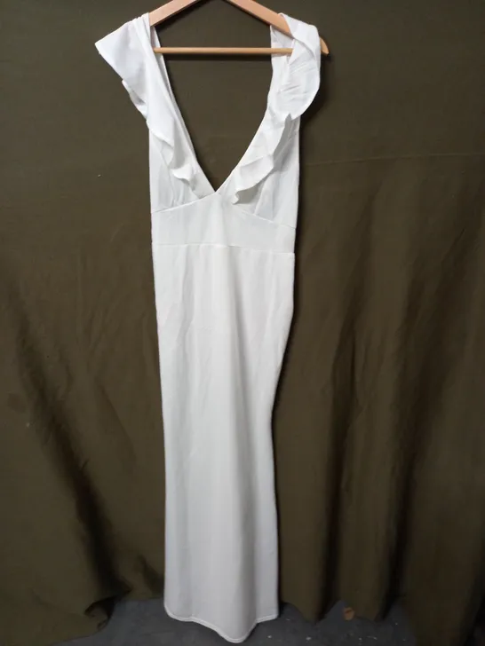 WHITE MAXI DRESS - SIZE UNSPECIFIED