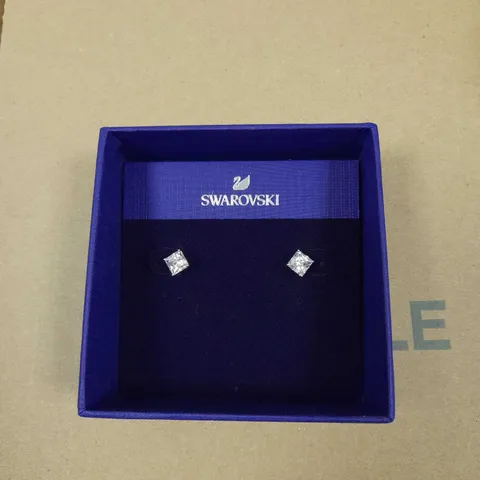 SWAROVSKI DIAMOND EFFECT STUD EAR RINGS 