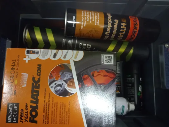 BOX OF APPROX 1 ASSORTED AEROSOLS TO INCLUDE - TUSKBOND PREMIUM SPRAY - PEATYS DISC BREAK CLEANER - BATISTE DRY SHAMPOO ECT