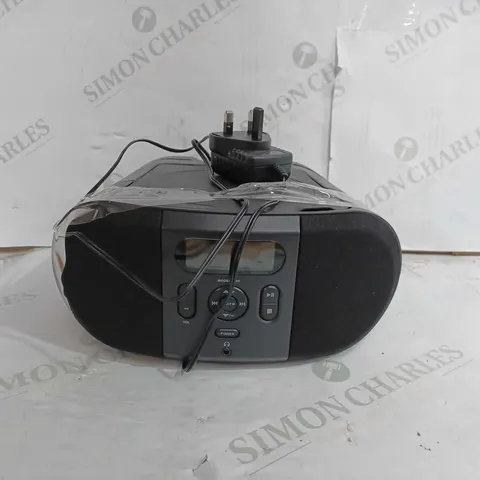 CD BOOMBOX WITH FM RADIO IN BLACK