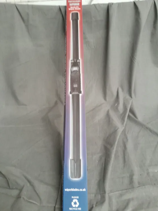 AERO WIPER 700MM WIPER BLADE  