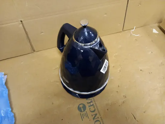 DELONGHI DEOMETRIC DETAIL NAVY KETTLE