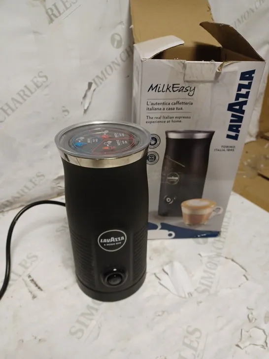 LAVAZZA A MODO MIO MILK EASY FROTHER