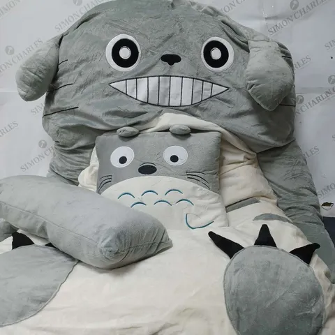 TOTORO LARGE PLUSH WITH PILLOW