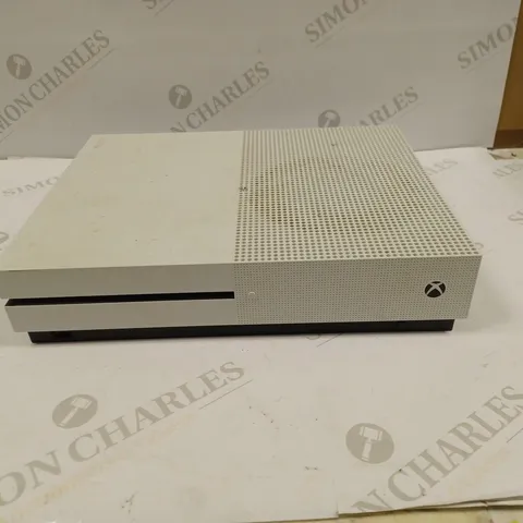 XBOX ONE S - WHITE 