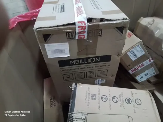 PALLET OF MIXED BOXED HOUSEHOLD ITEMS TO INCLUDE; THERMOSTATIC SHOWER, SMART 5.5L AIR FRYER, PEDESTAL BIN ETC