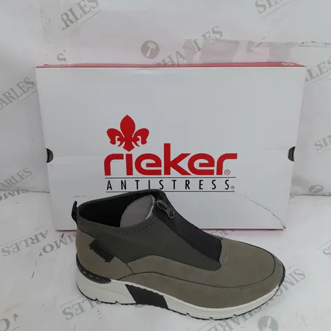 BOXED PAIR OF RIEKER HIGH TOP TRAINER GREEN SIZE 6.5