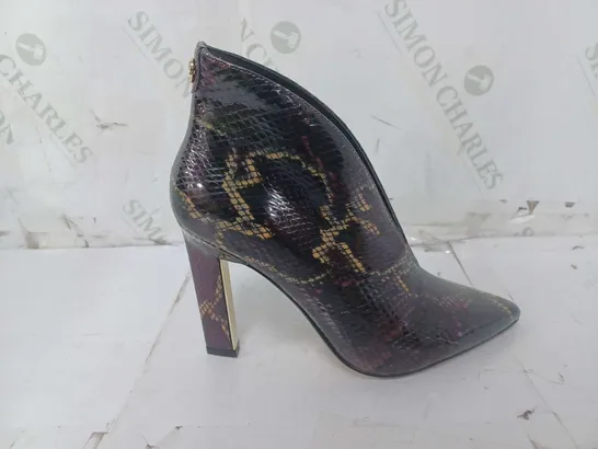 MODA IN PELLE BERRY SNAKE WELDI BOOTIES - SIZE 37