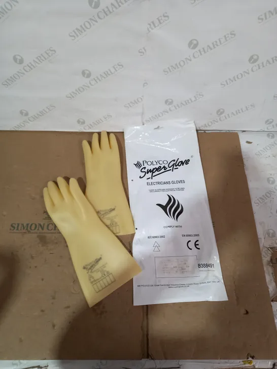 BAGGED BRAND NEW PAIR OF POLYCO SUPER GLOVER CLASS 0 CATEGORIES AZC ELECTRICIANS GLOVES - SIZE 09