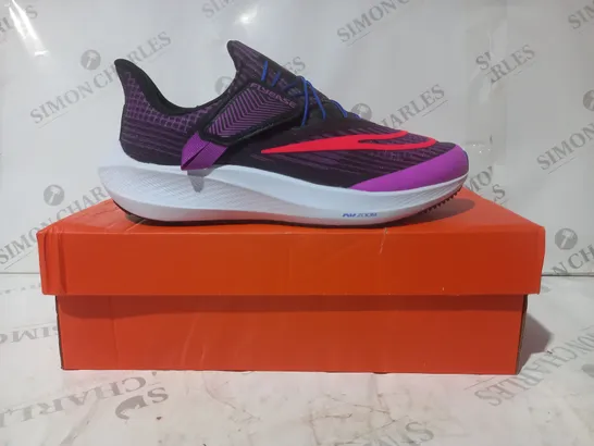 BOXED PAIR OF NIKE AIR ZOOM PEGASUS FLYEASE SHOES IN PURPLE/RED UK SIZE 5