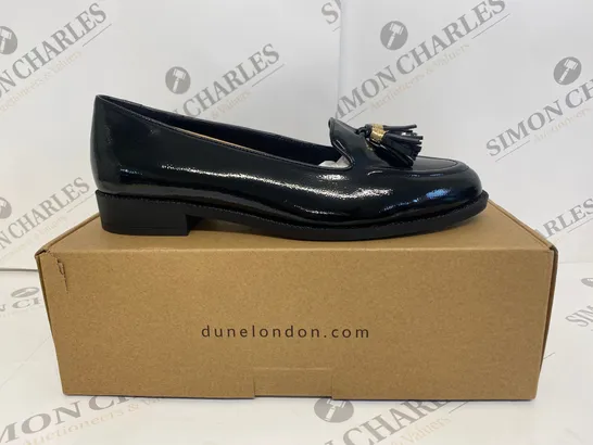 BOXED PAIR OF DUNE LONDON ALMOND TASSEL LOAFERS SIZE 6