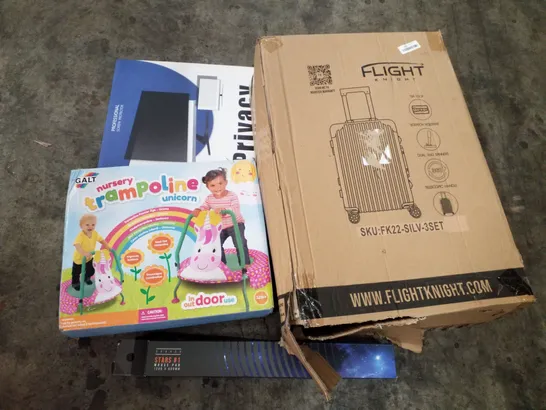 PALLET OF ASSORTED PRODUCTS INCLUDING MOUSE PAD, NURSERY TRAMPOLINE, PRIVACY SCREEN, SUITCASE