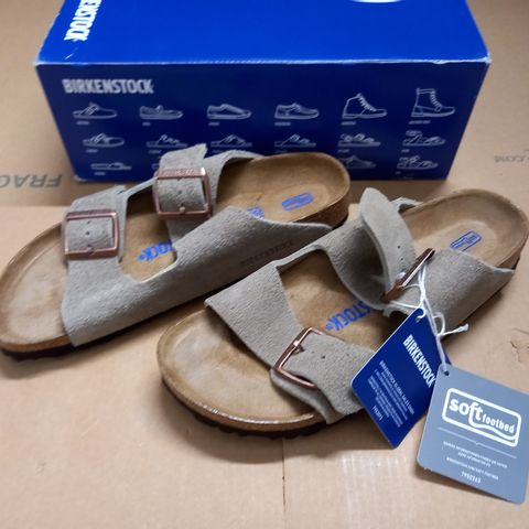 BOXED PAIR OF BIRKENSTOCK ARIZONA SANDALS IN TAUPE - 5.5