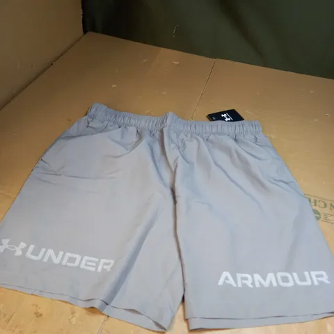 GREY UNDER ARMOUR SHORTS 