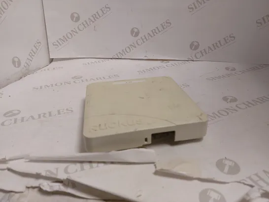 RUCKUS ZONEFLEX 7372 ACCESS POINT 