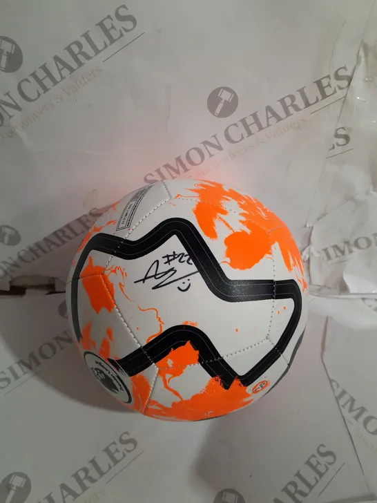 NIKE PITCH 2023-2024 PREMIER LEAGUE FOOTBALL SIGNED - SIZE 3