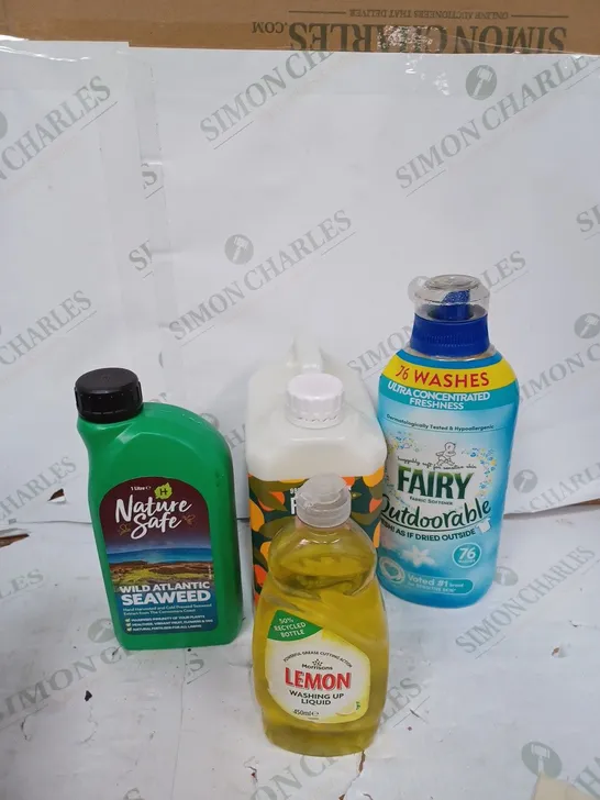 BOX OF ASSORTED CLEANING PRODUCTS 