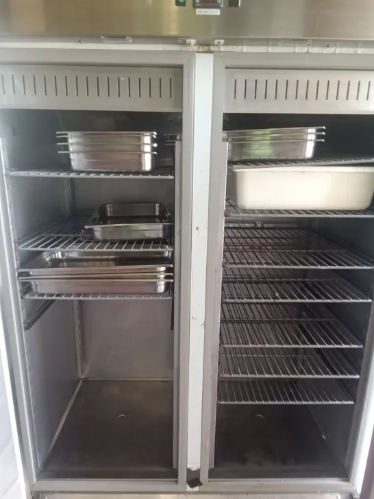 COMMERCIAL DOUBLE DOOR TALL FRIDGE 