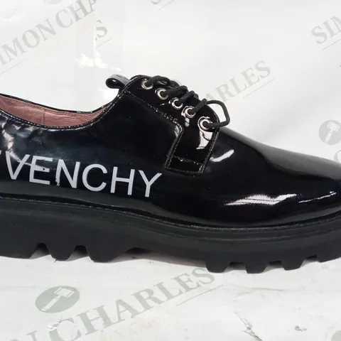 PAIR OF GIVENCHY LACE UP CHUNKY SHOES IN BLACK EU SIZE 45