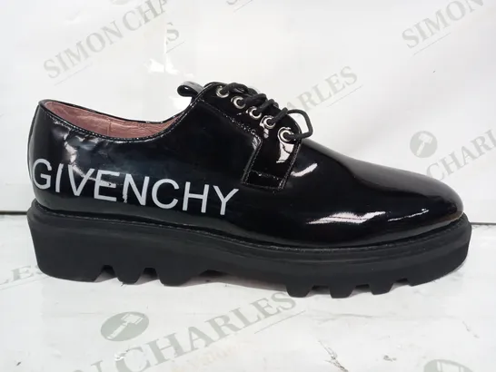 PAIR OF GIVENCHY LACE UP CHUNKY SHOES IN BLACK EU SIZE 45