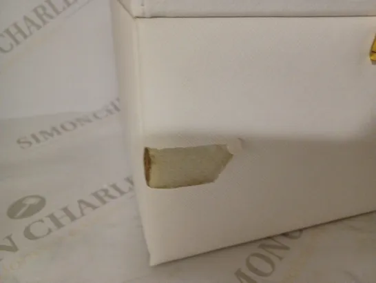 WHITE 3 DRAWER JEWELLERY BOX 