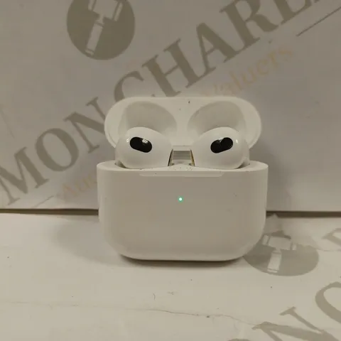 APPLE AIR POD PROS 3RD GENERATION 