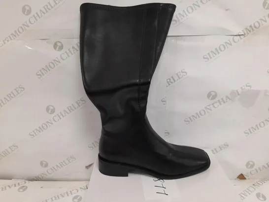 BOXED PAIR OF FIONA KNEE HIGH BOOTS IN BLACK - SIZE 39