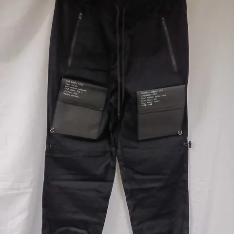 BRAND NEW KOI THE BANSHEE MEN'S CARGO TROUSERS, BLACK - SIZE L