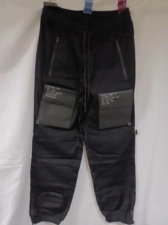 BRAND NEW KOI THE BANSHEE MEN'S CARGO TROUSERS, BLACK - SIZE L